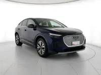 Käytetty Audi Q4 e-tron Advanced Plus 150 kW (204 HP) 2024 Sininen Katumaasturi