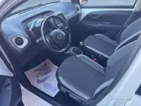 Usata Toyota Aygo X-play 72 CV (52 kW) 2019 Bianco Utilitaria