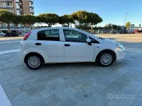 Usata Fiat Punto Street 95 CV (69 kW) 2018 Bianco Utilitaria