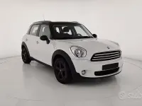 Usata Mini Cooper D Countryman 111 CV (81 kW) 2013 Bianco SUV