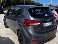 Usata Hyundai ix20 Comfort 89 CV (65 kW) 2011 Grigio Utilitaria