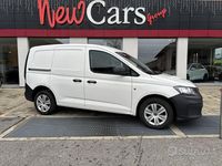 Usata VW Caddy 75 CV (55 kW) 2021 Bianco Monovolume