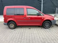 Usata VW Caddy Life 60 CV (44 kW) 2010 Rosso Monovolume