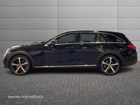 Usata Mercedes C220 Premium 200 CV (147 kW) 2023 Nero Station wagon