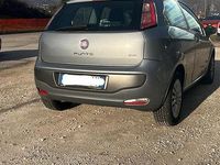 Usata Fiat Punto 77 CV (56 kW) 2010 Grigio Berlina