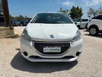 Usata Peugeot 208 68 CV (50 kW) 2014 Bianco Utilitaria