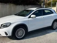 Usata Mercedes GLA200 136 CV (100 kW) 2019 Bianco SUV