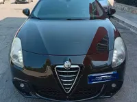 Usata Alfa Romeo Giulietta Exclusive 105 CV (77 kW) 2011 Nero Utilitaria