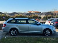 Usata Skoda Octavia Elegance 105 CV (77 kW) 2014 Grigio Utilitaria