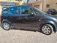 Usata Audi A2 75 CV (55 kW) 2004 Nero Utilitaria