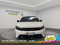 Usata Opel Corsa 101 CV (74 kW) 2024 Bianco tetto nero Utilitaria