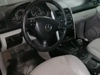 Usata Mercedes A180 109 CV (80 kW) 2006 Bluazzurro Berlina