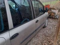 Usata Fiat Multipla 116 CV (85 kW) 2003 Argento Monovolume