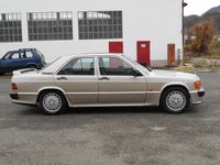 Usata Mercedes 190 203 CV (149 kW) 1989 Oro Berlina