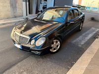 Usata Mercedes E220 170 CV (125 kW) 2006 Berlina