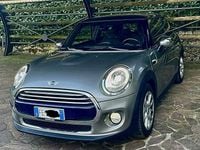 Usata Mini Cooper 116 CV (85 kW) 2016 Grigio Utilitaria