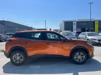 Usata Peugeot 2008 Active 131 CV (96 kW) 2023 Arancione SUV