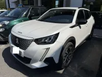 Usata Peugeot e-2008 Allure 56 kW (77 CV) 2023 Bianco SUV