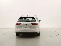 Usata VW Golf VIII Life 150 CV (110 kW) 2022 Argento Station wagon