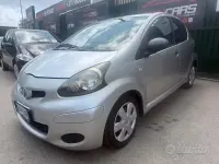 Brugt Toyota Aygo Sol 68 HK (50 kW) 2010 Grå Hatchback