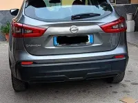 Usata Nissan Qashqai Tekna+ 131 CV (96 kW) 2018 Grigio SUV