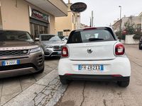 Usata Smart ForFour 71 CV (52 kW) 2017 Bianco Utilitaria