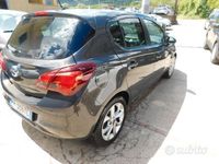Usata Opel Corsa 90 CV (66 kW) 2016 Marrone Berlina
