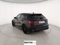 Usata Audi RS3 Sportback Ambiente 400 CV (294 kW) 2024 Nero mythos metallizzato Utilitaria