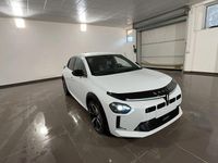 Usata Lancia Ypsilon 101 CV (74 kW) 2024 Verde metallizzato Utilitaria