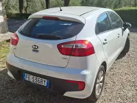 Usata Kia Rio Active 75 CV (55 kW) 2016 Bianco Utilitaria