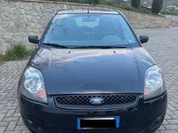Usata Ford Fiesta 68 CV (50 kW) 2008 Nero Utilitaria
