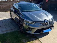 Usata Renault Clio V Techno 101 CV (74 kW) 2023 Grigio Berlina