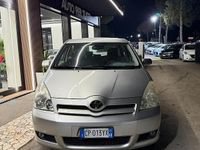 Usata Toyota Corolla Verso 115 CV (84 kW) 2005 Grigio Monovolume