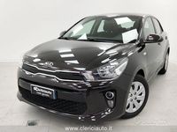 Usata Kia Rio Active 84 CV (61 kW) 2018 Marrone Berlina