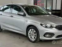 Usata Fiat Tipo Lounge 95 CV (69 kW) 2016 Grigio Berlina