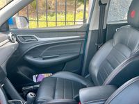 Usata MG ZS 106 CV (77 kW) 2023 Blu Berlina