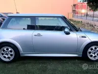 Usata Mini One D 88 CV (64 kW) 2004 Grigio Utilitaria