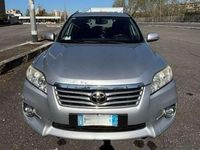 Usata Toyota RAV4 150 CV (110 kW) 2010 Argento SUV