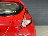 Gebraucht Ford Fiesta Titanium 75 PS (55 kW) 2016 Rot Kleinwagen