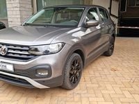 Usata VW T-Cross Advance 95 CV (69 kW) 2019 Limestone grey metallic SUV