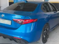 Usata Alfa Romeo Giulia Sprint 201 CV (147 kW) 2020 Bluazzurro Berlina