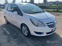Usata Opel Meriva Cosmo 119 CV (87 kW) 2014 Bianco Monovolume