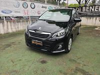 Usata Peugeot 108 Collection 69 CV (50 kW) 2018 Nero Utilitaria