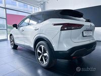Usata Nissan Qashqai N-Connecta 140 CV (102 kW) 2022 Bianco tetto nero SUV
