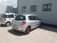 Usata Renault Clio II 75 CV (55 kW) 2011 Argento Berlina