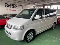 Usata VW Multivan 131 CV (96 kW) 2005 Bianco Monovolume
