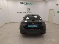 Usata Alfa Romeo Giulia Competizione 280 CV (205 kW) 2024 Nero Berlina