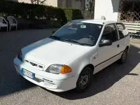 Usata Subaru Justy 85 CV (62 kW) 2001 Bianco Utilitaria