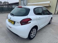Usata Peugeot 208 Active 68 CV (50 kW) 2016 Bianco Utilitaria