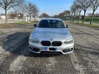 Usata BMW 116 Sport Line 116 CV (85 kW) 2016 Grigio Utilitaria